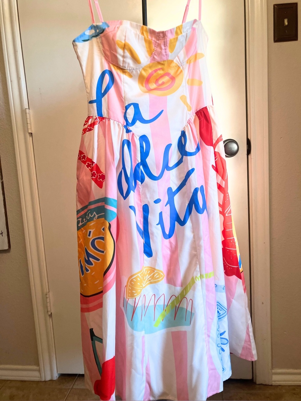 Nice To Meet You La Dolce Vita Pop Art Midi Dress L